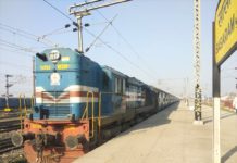 रास्ता भटकी स्पेशल ट्रेन! गोरखपुर के बजाय पहुंच गई सासाराम, इस रेलमार्ग से भेजा गया गोरखपुर