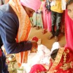 rohtas news groom did a dowry free marriage after reaching Rohtas from Jharkhand (1)