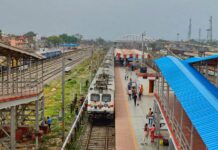 धनबाद-डेहरी-सासाराम के रास्ते चलेगी आसनसोल-आनंद विहार पूजा स्पेशल ट्रेन, नई दिल्ली-रांची राजधानी का रूट डायवर्ट, डेहरी-गया मार्ग से होगा परिचालन; जानें शेड्यूल