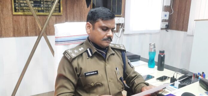 rohtas news shahabad DIG navin chandra jha dismissed then chenari thanadhyaksh from service in black deer case 0224